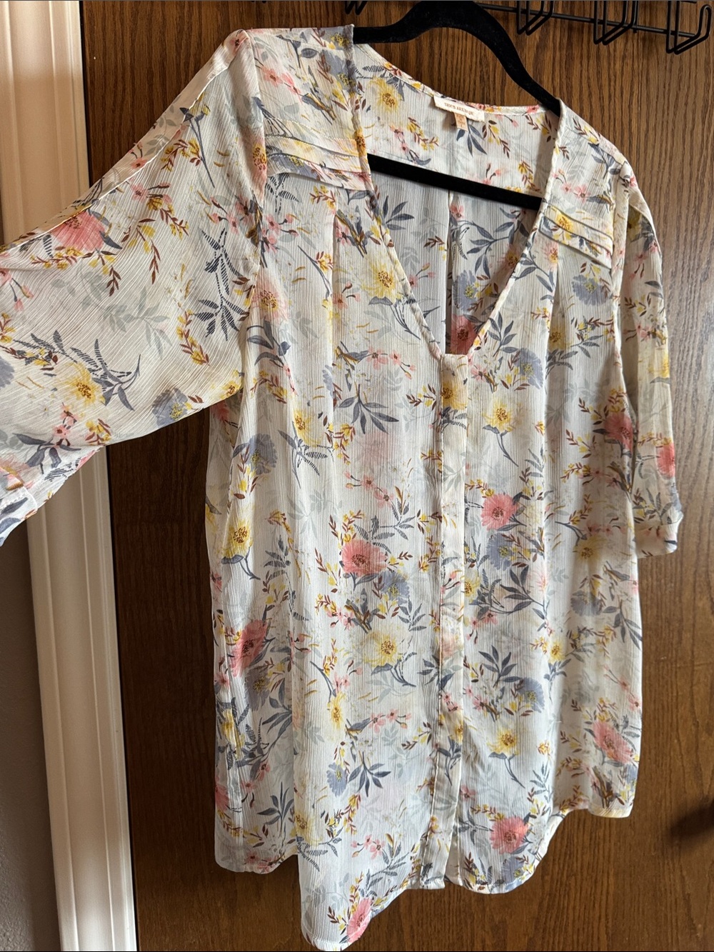 Skies Are Blue Cream Floral V-Neck Blouse with Pink & Yellow Blooms